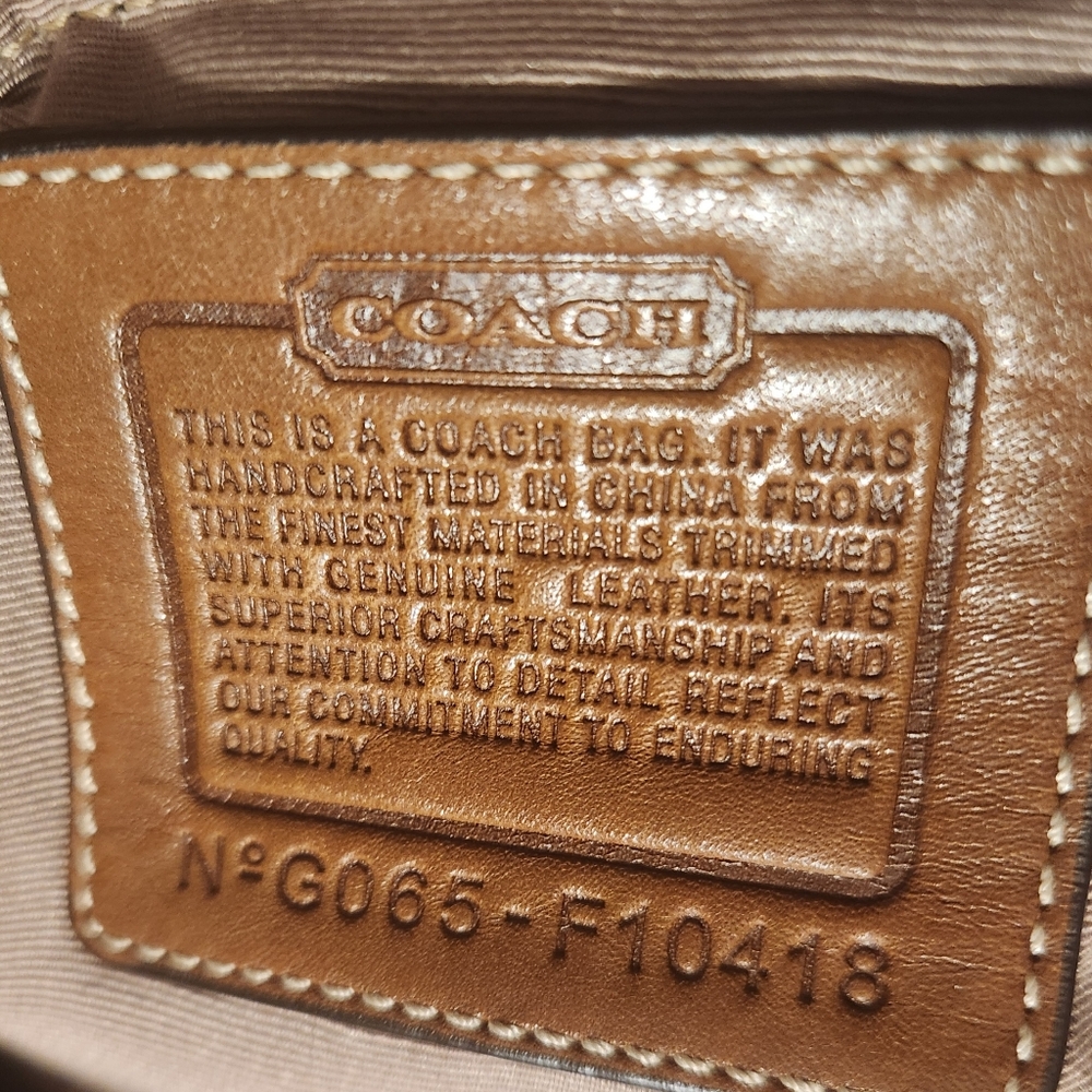 Coach Canvas & Leather handbag - Picture 2 of 2